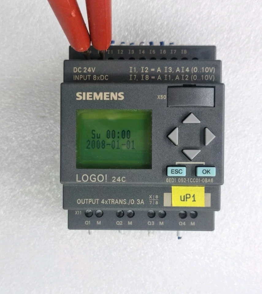 SIEMENS 6ED1052-1CC01-0BA6 LOGO PLC 6ED10521CC010BA6 24VDC 24C (Little Used)
